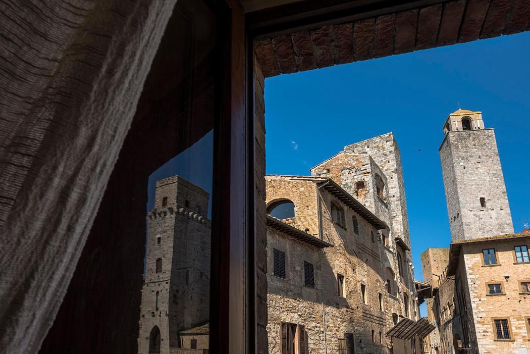 Medieval Palazzo Becci San Gimignano Kültér fotó